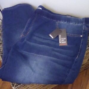 Avenue Denim Plus Size Jegging, NWT, Size 30/32P (4X)